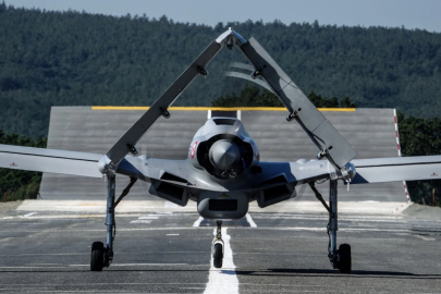 Bayraktar TB3 ilk rampa kalkış testini başarıyla tamamladı