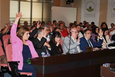 Osmangazi Belediye Meclisi’nde bir ilk: Belediye meclis toplantısı canlı yayınlandı