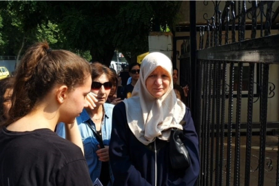 Sınava geç kalanların hayalleri yıkıldı, gözyaşları sel oldu