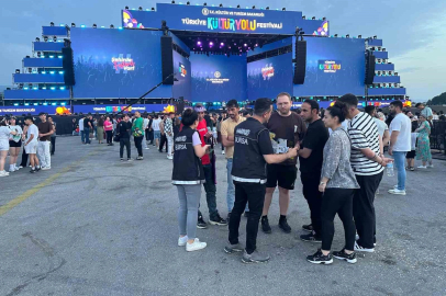 Bursa polisi "En İyi Narkotik Polisi Anne" bilgilendirmesi yaptı