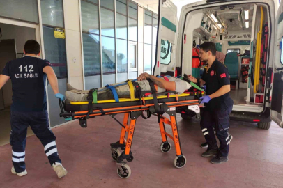 İskeleden düşen işçi yaralandı