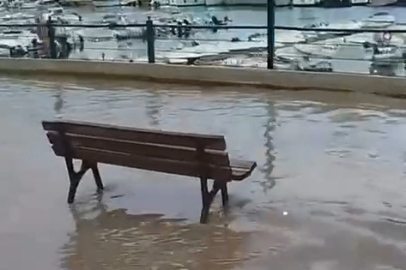 Bursa'nın Mudanya ilçesi göl oldu