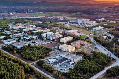 BUÜ, 50. yılında kullanacağı logoyu yarışmayla belirleyecek