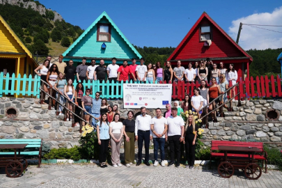 Gürsu gençlik projelerinde en üretken ve verimli Belediye