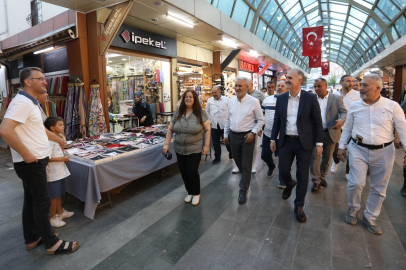 İnegöl Çarşısı Alışveriş Şenliği tüm eğlencesiyle devam ediyor