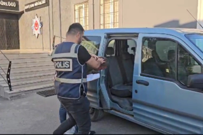 Bursa'da bir gece kulübünde 32 yıl aranması olan zanlı yakalandı