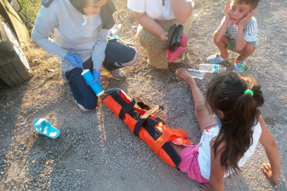 Bursa Karacabey'de 2 araç birbirine çarptı: 12 yaralı