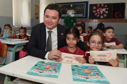 Başkan Aydın’dan öğrencilere ilk ders sürprizi