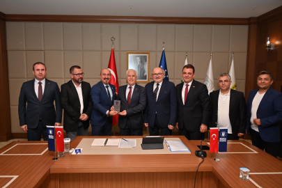 TSYD Bursa’dan Mustafa Bozbey’e ziyaret