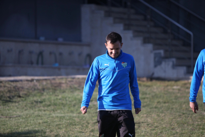 Batalla: "Kimliği olan, oynarken büyük bir tavır sergileyen takımız