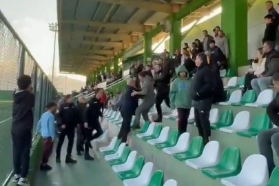 Amatör maçta tribün boks ringine döndü