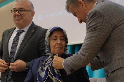 Öğretmen Ülker Metin Esgin Zafer Partisi'nde!