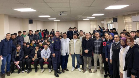 Lise öğrenci ve öğretmenlerine jandarmadan eğitim