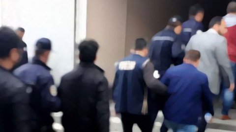 Yedi ilde FETÖ operasyonu! 19 gözaltı