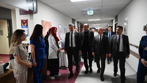 Bursa'da 2024'ün son, 2025'in ilk bebekleri dünyaya geldi