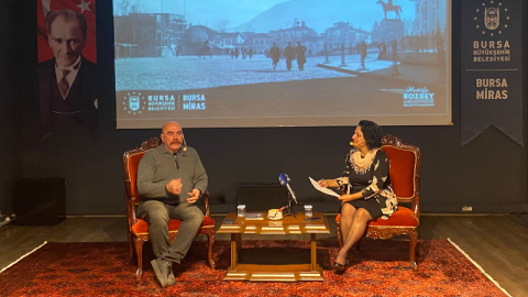 Bursa Bellek kent söyleşilerinin ilk konuğu Ezel Akay oldu