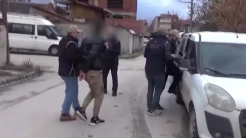 43 ilde 'Gürz' operasyonu! 240 gözaltı!