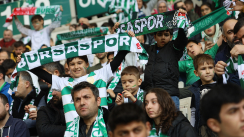 Çocuklar Bursaspor coşkusunu Büyükşehir’le yaşadı
