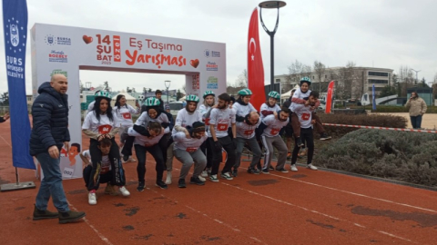 Bursa'da çiftler 14 Şubat için yarıştı