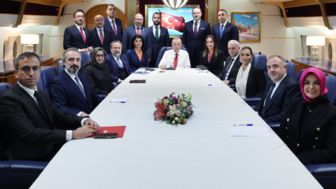 Erdoğan: "Trump’tan seçimden önce verdiği vaadi yerine getirmesini bekliyoruz"