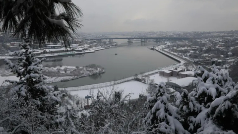 Kar kalınlığı 40 cm'i bulabilir