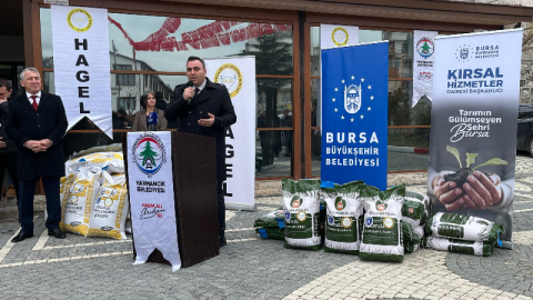 Büyükşehir’den çiftçiye tohum desteği