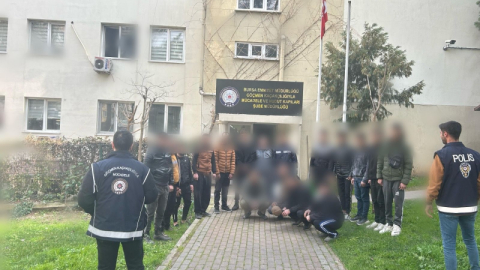 Bursa'da kaçak göçmen operasyonu: 18 göçmen yakalandı