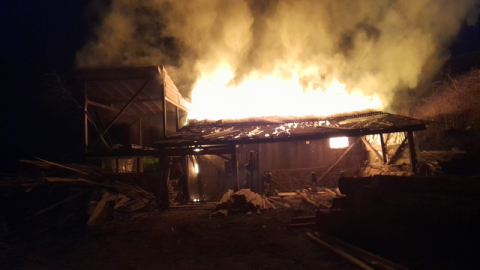 Tek katlı evde çıkan yangında yaşlı kadın hayatını kaybetti