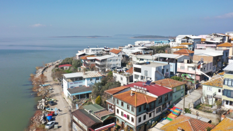 Yaren leylek ve komşularının yeni yuvaları hazır