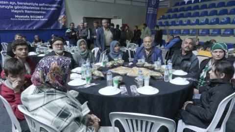 İftar sofraları Büyükorhan’da kuruldu