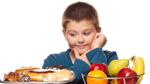 Çocukluk döneminde obeziteye dikkat!