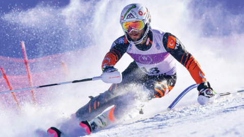 Yanan otelde, hayatını kaybeden kişinin Milli Kayakçı Berkin Usta olduğu öğrenildi