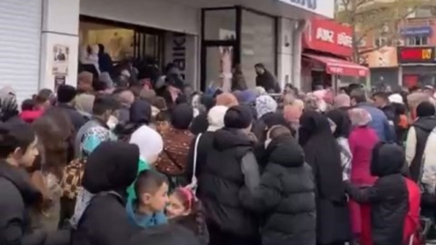 Bir mahalle birlik oldu, 390 ihtiyaç sahibi çocuğu böyle giydirdi