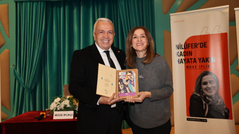 Yazar Müge İplikçi Nilüferli kadınlarla buluştu