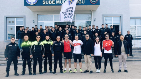 Bursalı maratoncular emniyete koştu