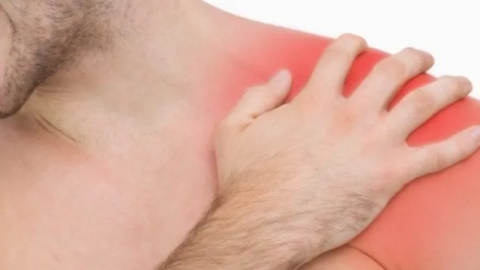 Omuz ağrısını tetikleyen 6 neden!