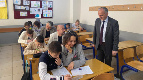 Bu kez veliler sınav heyecanı yaşadı