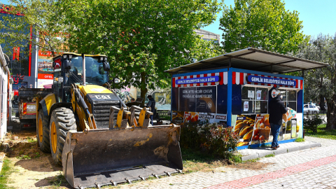 Meydanda Yaya Kaldırımı Genişliyor