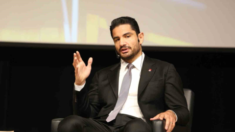 Taha Akgül: "Dünya güreşinin artık kendisini yenilemesi gerekiyor"