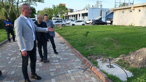 Atatürk Kültür Parkı aydınlatılıyor