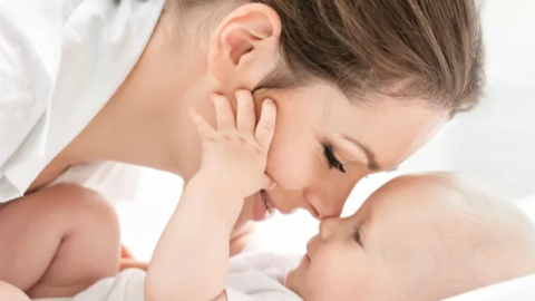 Anne bebek bağı bebeğin dünyasını şekillendiriyor