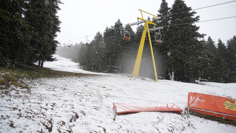 Uludağ’da mayısta kar sürprizi