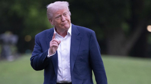 Trump'tan gümrük vergisi savaşında bir adım daha