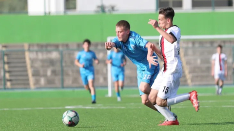 Bursa Gemlik Belediyespor U17 şampiyon oldu