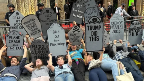 Manhattan’da 'Milyarder Galasına' protesto şoku!