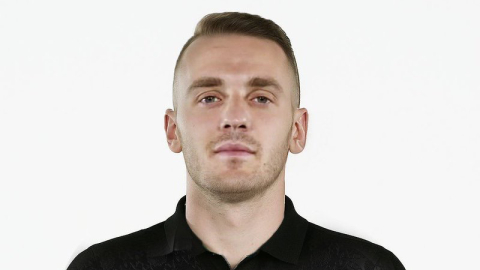 Ertuğrul Ersoy İmzalıyor!