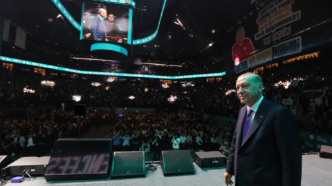 Erdoğan: "Barış diplomasisinin öncülüğünü dünyada bugün Türkiye üstleniyor"