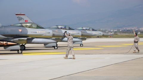 F-16’lar zorlu göreve 15 dakikada hazırlanıyor