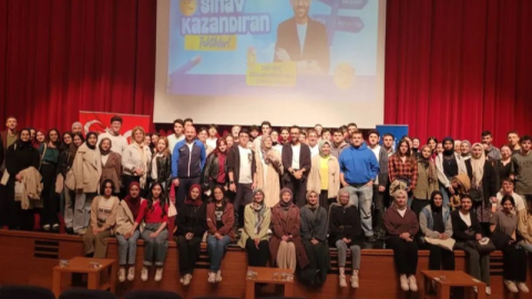 Gri Koç Bursa'da sınav kazandıran taktikleri anlattı