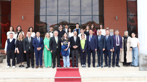 BURSA’DAN MÜNAZARA ZAFERİ: ŞAMPİYONLUK VE FİNALLERE 6 TAKIM!